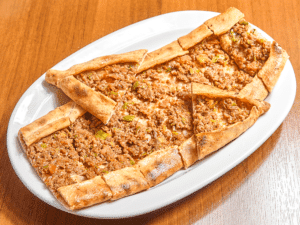 Kıymalı Pide